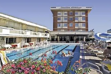Grand Hotel & Riviera Lido di Camaiore 4*,